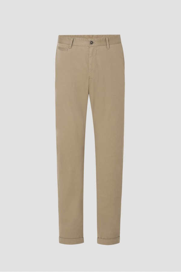 Pantalón chino básico slim fit
