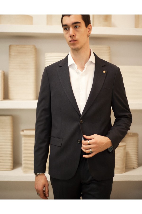 Traje micro-espiga tejida...