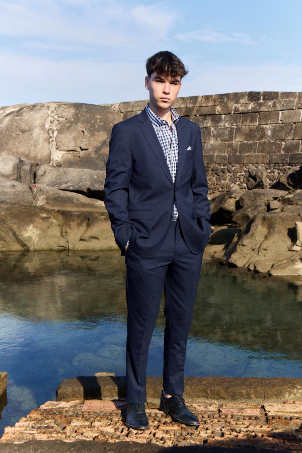 Traje new regular fit...