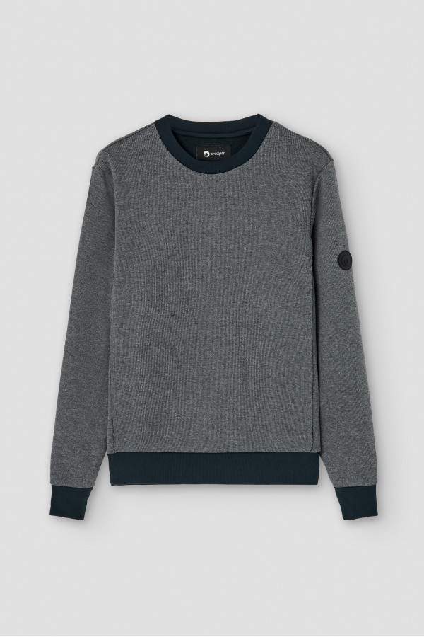 Round neck sweater with...