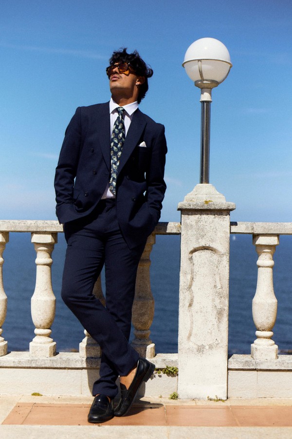 Crossed slim fit...